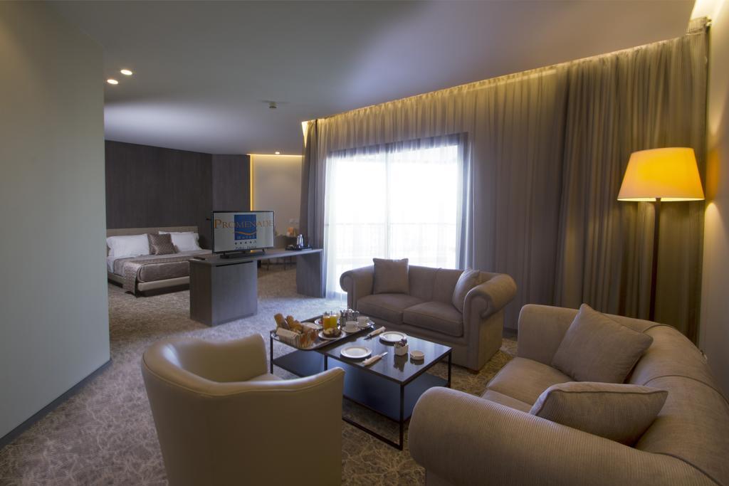 Zalqa Promenade Hotel מראה חיצוני תמונה